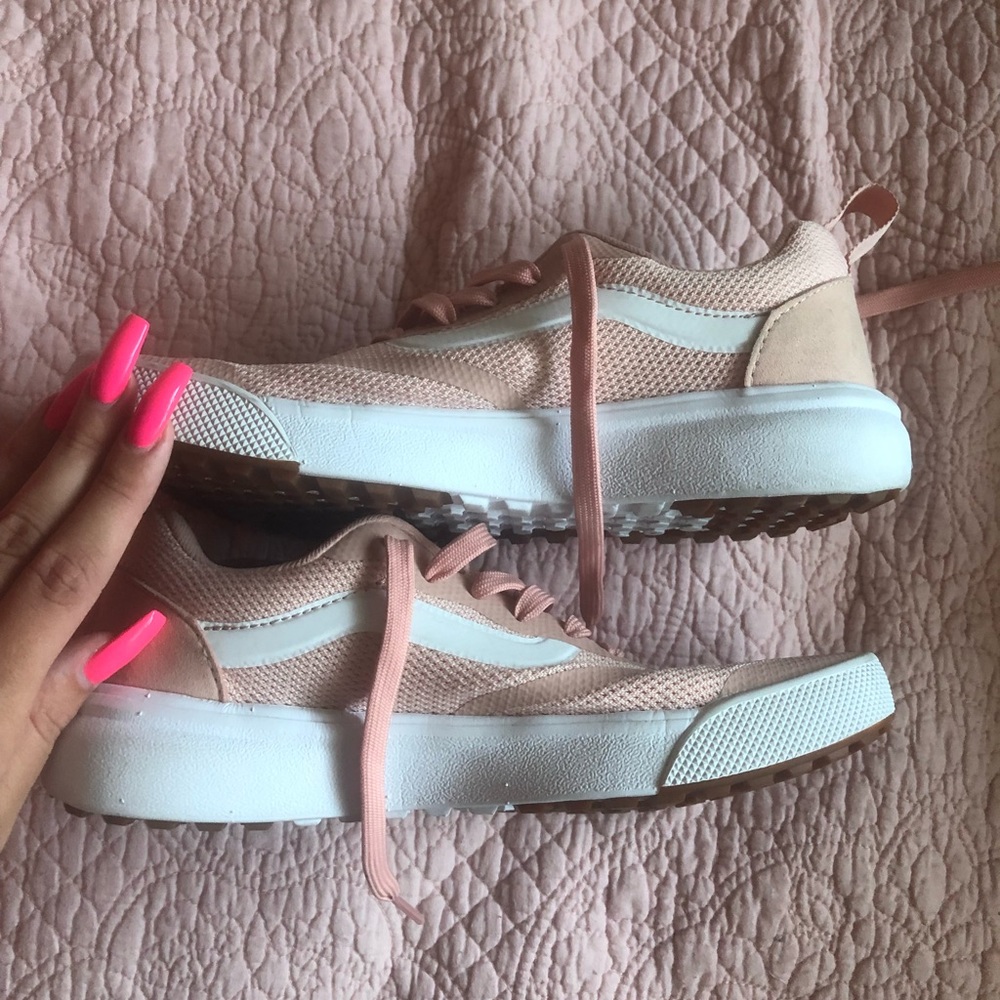 VANS ULTRARANGE RAPIDWELD
